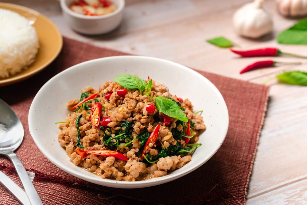 แชร์การทำ 'ผัดกะเพรา' ในแต่ละสูตรที่ทำง่าย กินได้ไม่เบื่อ