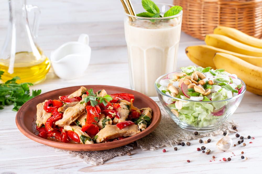 กะเพราอกไก่ 1 ใน 10 เมนูอาหารกลางวันสำหรับลดน้ำหนัก